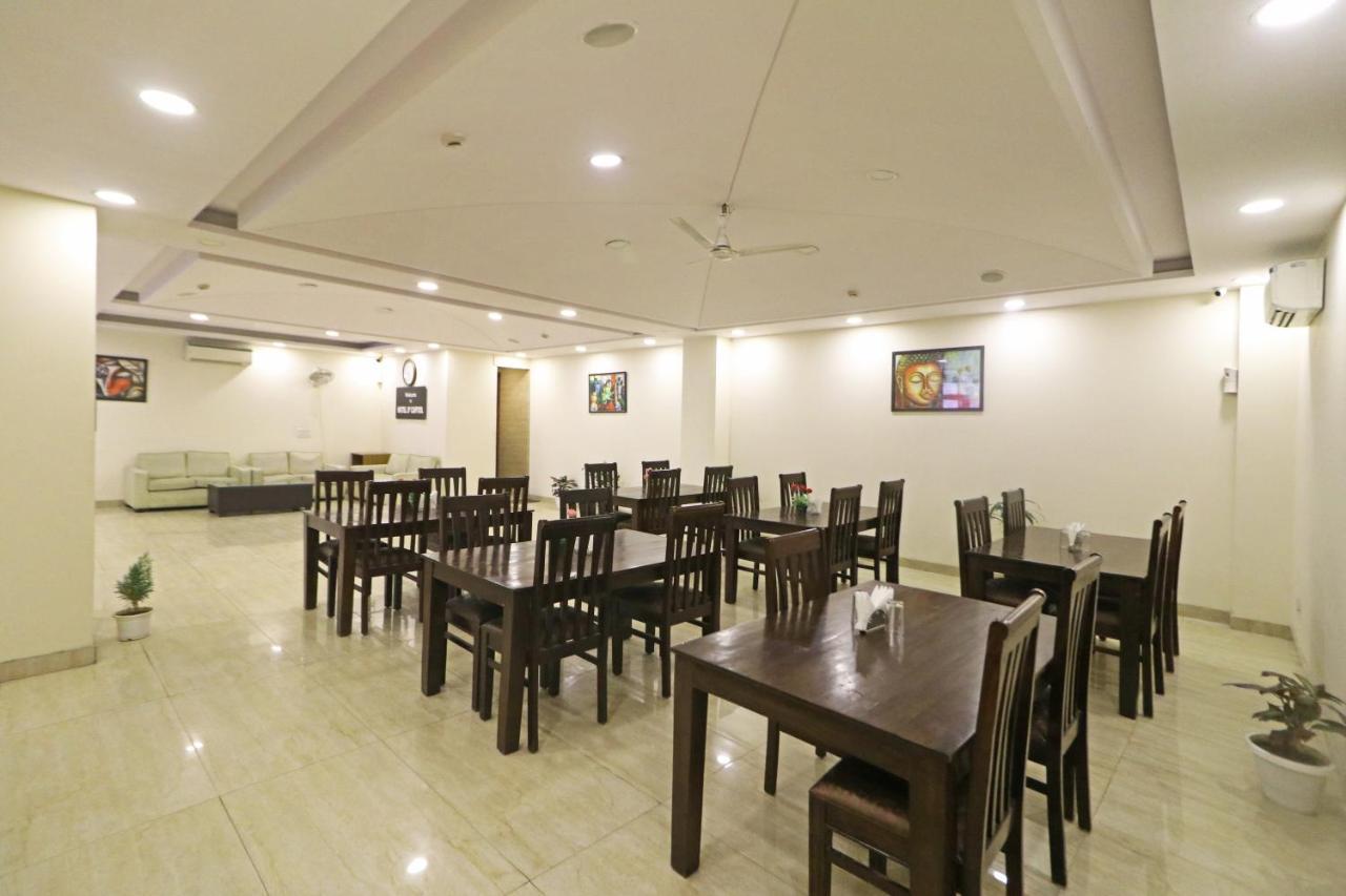 Hotel D'Capitol - Delhi Airport New Delhi Extérieur photo