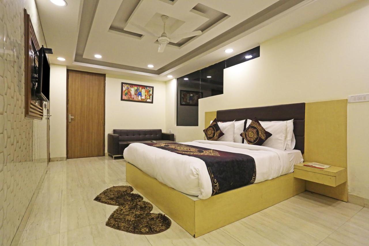 Hotel D'Capitol - Delhi Airport New Delhi Extérieur photo