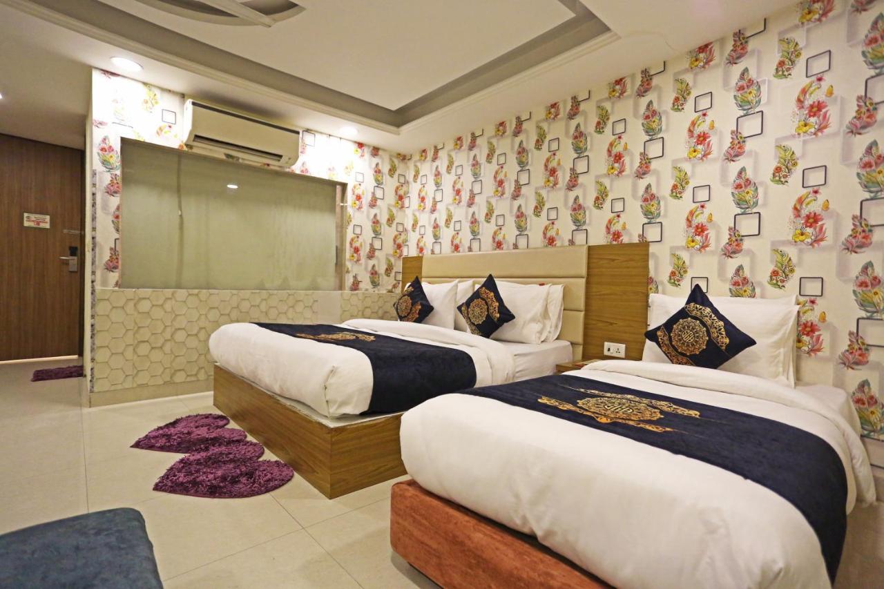 Hotel D'Capitol - Delhi Airport New Delhi Extérieur photo