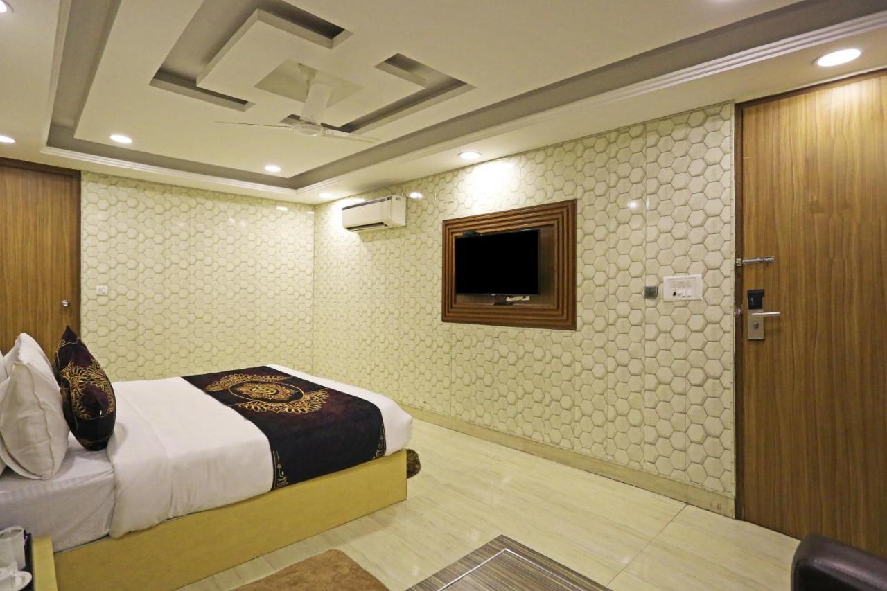 Hotel D'Capitol - Delhi Airport New Delhi Extérieur photo