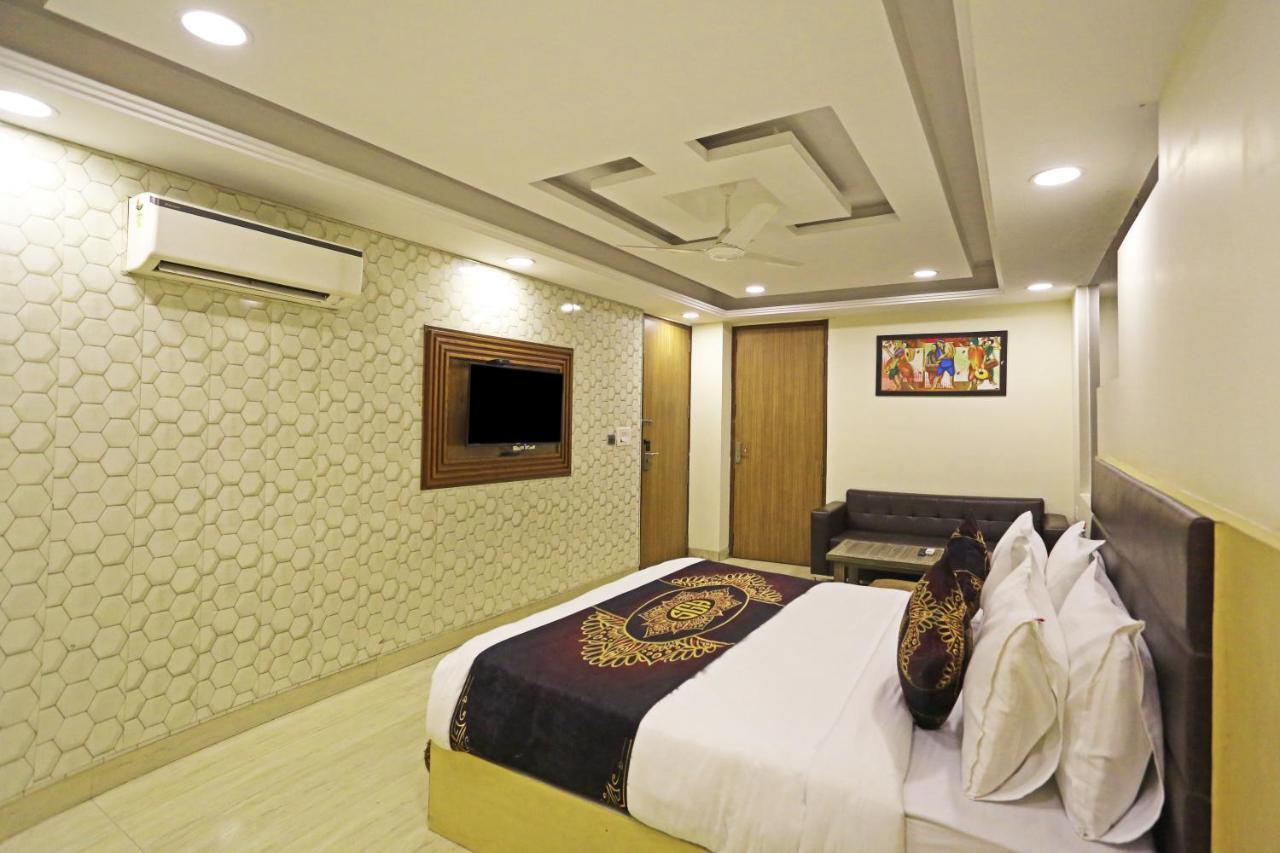 Hotel D'Capitol - Delhi Airport New Delhi Extérieur photo