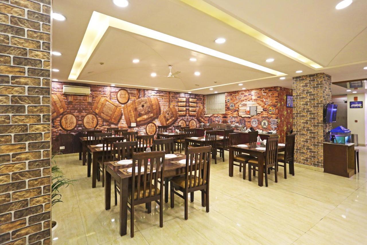 Hotel D'Capitol - Delhi Airport New Delhi Extérieur photo